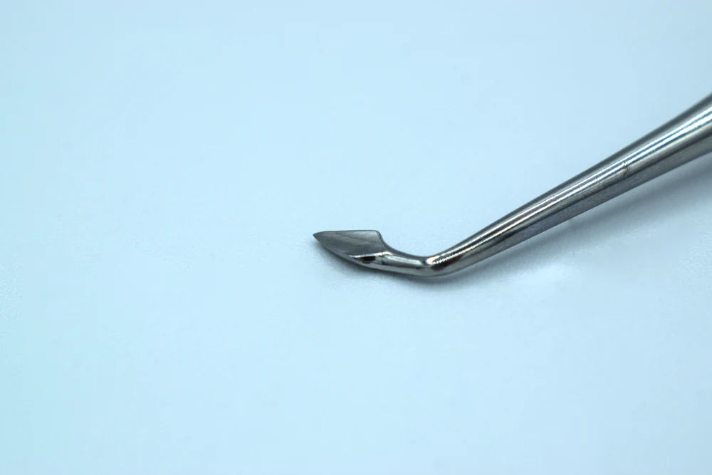 Syndesmotome Left (Arrow)