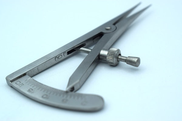 Caliper Castroviejo Straight 85mm 0-20mm (COD. 1021-11)