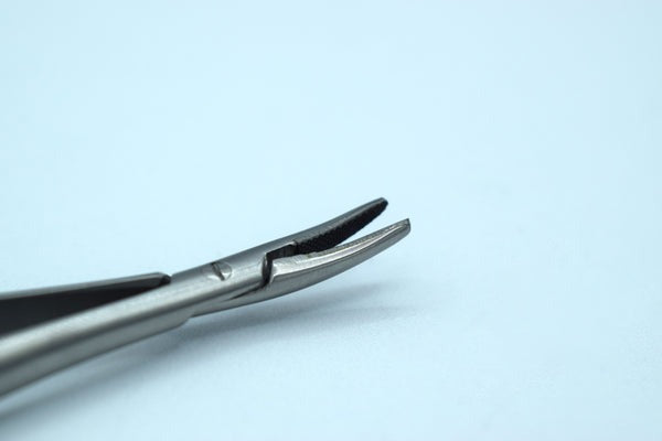 Castroviejo TC inserto Manico Tondo Curvo 14cm Ago Misura 5-0,6-0,7-0 (Cod. 1004-19.)