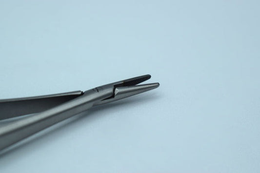 Castroviejo TC insert Straight 14cm Needle Size 4-0,5-0,6-0 (Cod. 1004-14)