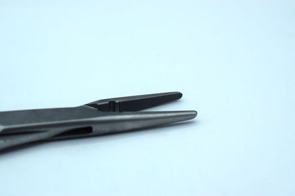 Cril Wood Dritto 18cm Inserto TC Misura Ago 2-0, 3-0, 4-0 (Cod. 1004-4)