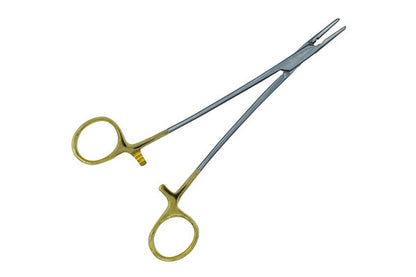 Cril Wood Dritto 18cm Inserto TC Misura Ago 2-0, 3-0, 4-0 (Cod. 1004-4)