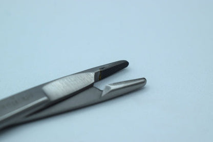 Porta-aghi Olsen Hegar con forbici TC 14cm 3-0,4-0,5-0,6-0 (Cod 1004-10)